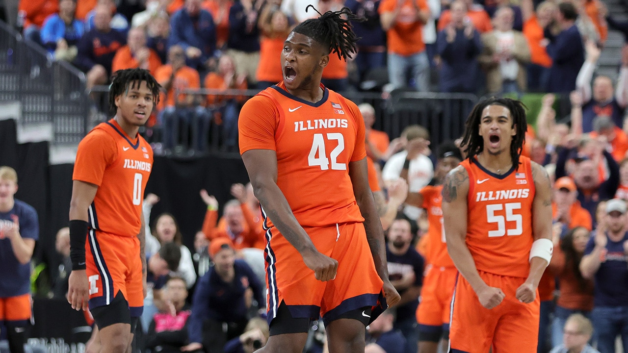 Dain Dainja’s 20-point performance leads Illinois to a come-from-behind 75-66 win against Michigan State